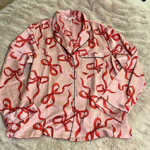 NWOT Victoria’s Secret Chalk Rose Glazed Satin pajama set XS - Picture 6 of 12